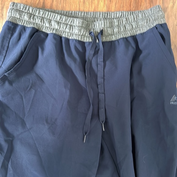 Jogger pants - Picture 2 of 4
